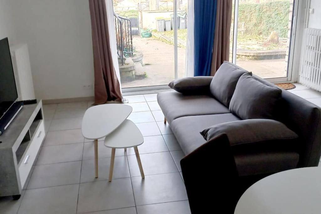 Le Nid - Semi Troglodyte Apartment Amboise